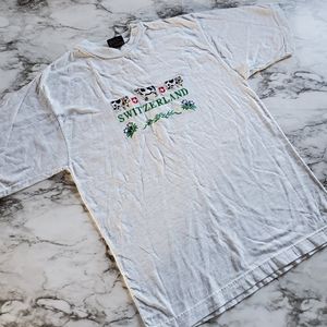 Weil tee size medium